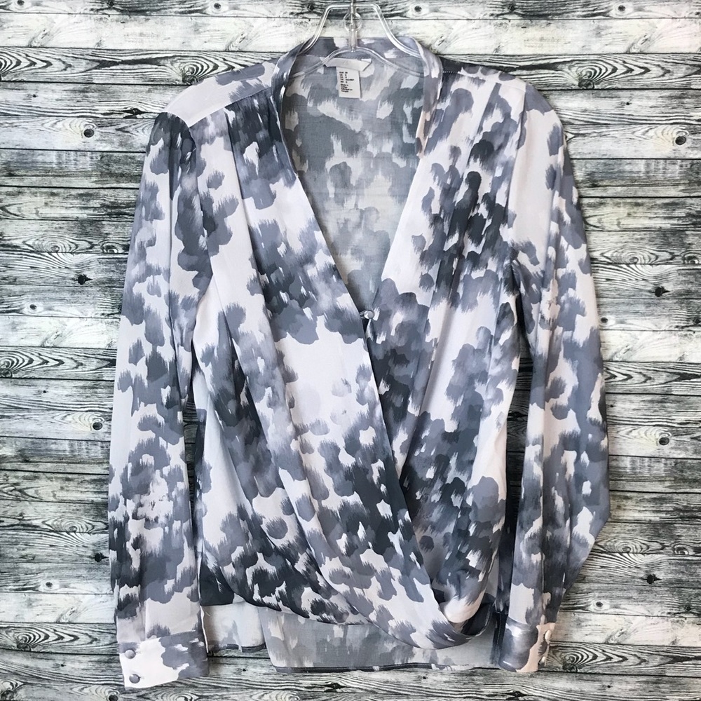 H&M Patterned Blouse